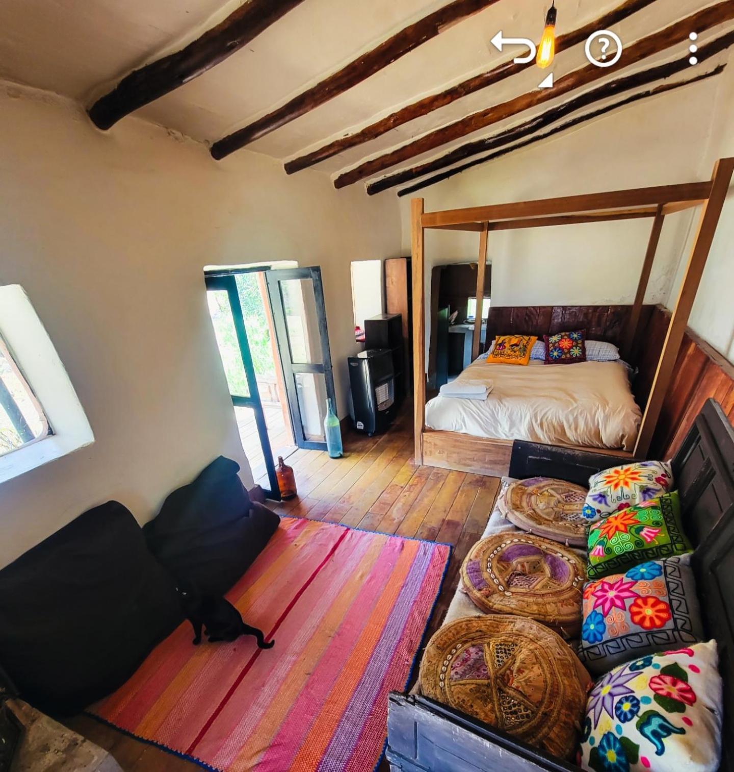 Wolf Totem Steam Punk Guesthouse Písac Quarto foto